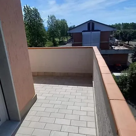 דירה Violet Luni מארינלה די סרזאנה