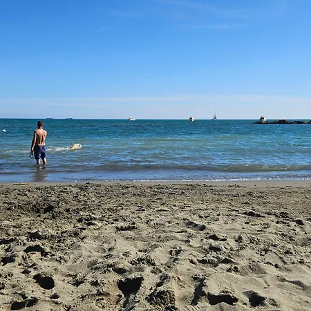 דירה Violet Luni *