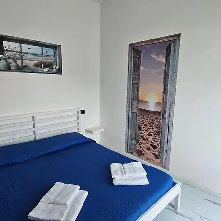 Violet Luni מארינלה די סרזאנה