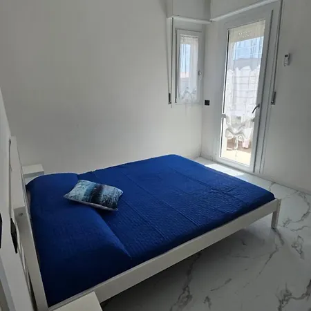 Violet Luni Apartment Marinella di Sarzana