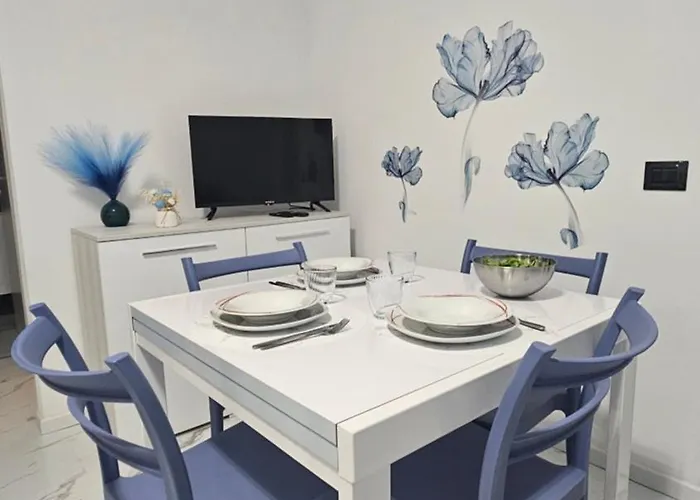 Violet Luni Διαμέρισμα *