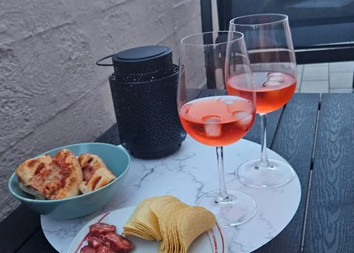 Διαμέρισμα Violet Luni *