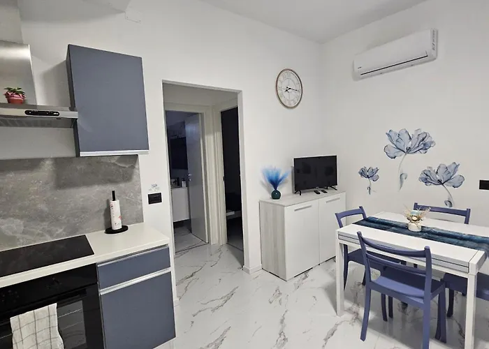 Violet Luni * Marinella di Sarzana